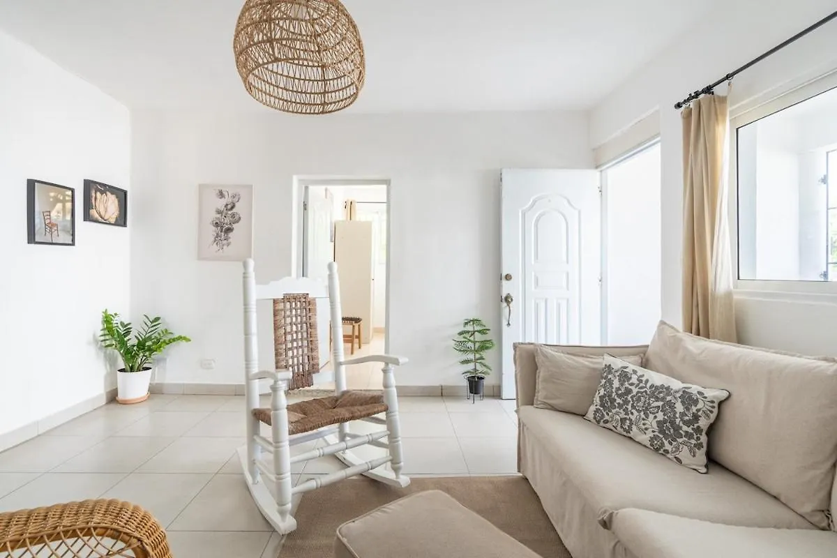 Tropical Garden Apartment With High Wifi La Romana
