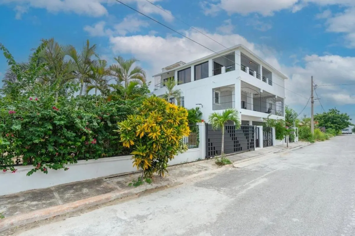 Tropical Garden Apartment With High Wifi La Romana